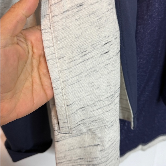 Adidas Heather Gray and Navy Cardigan duster - small - Picture 5 of 5